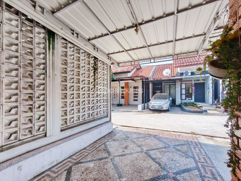 Perumahan Al-Azhar Green Garden Karadenan Blok G No.10