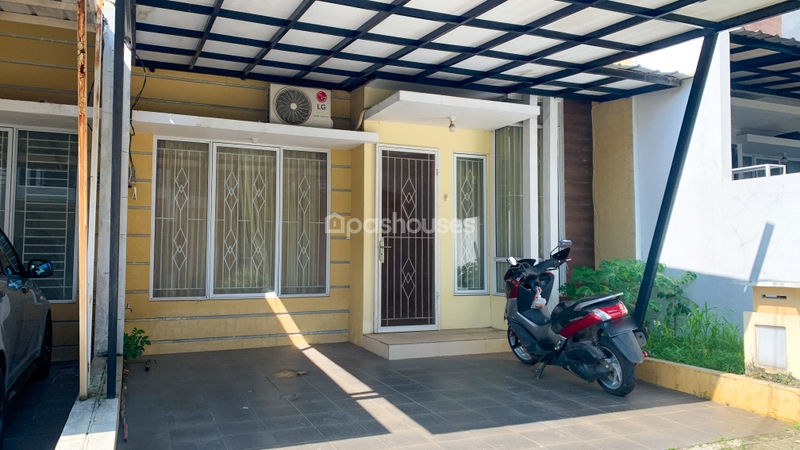 Metro Residence