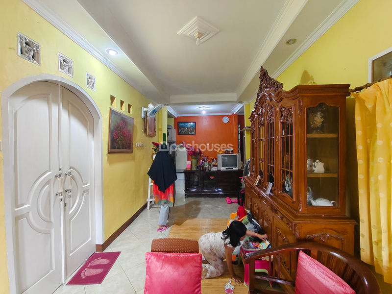 Perumahan Bumi Insani Blok B1 No.11