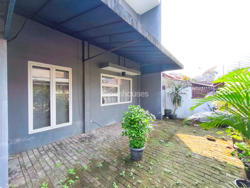 Jalan Cendrawasih Blok B No.2