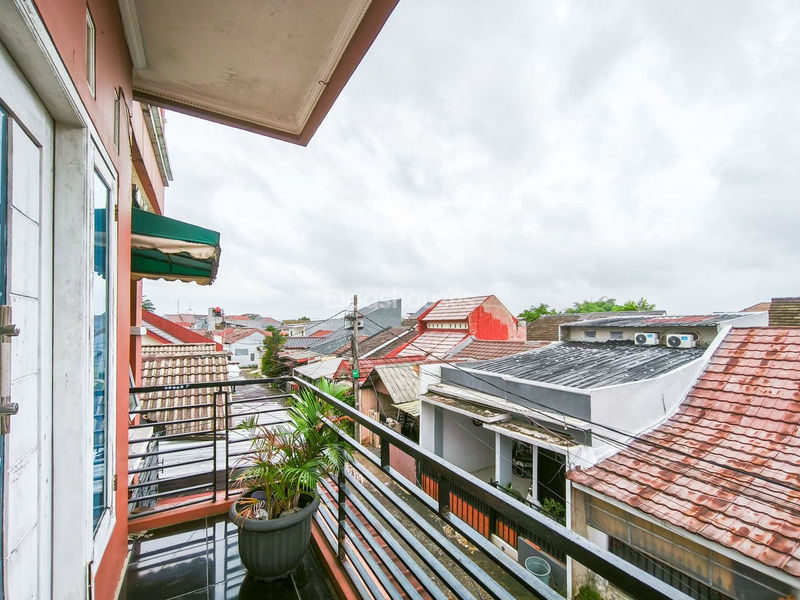 Perumahan Acropolis Karadenan Blok KQ No.15