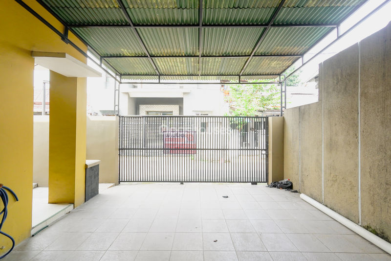 Perumahan Dukuh Zamrud Blok I-21 No.61