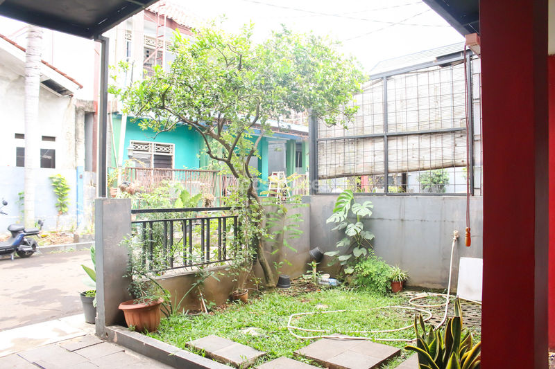 Taman Pesona Anggrek