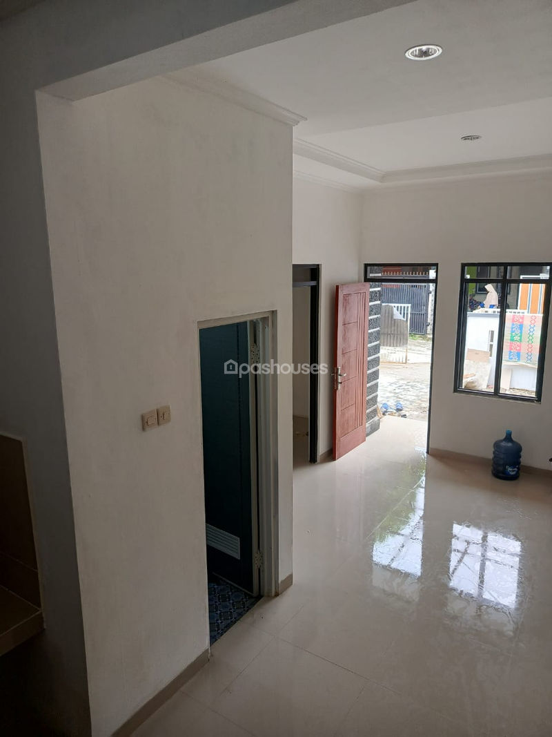 Jalan Prabu Residence