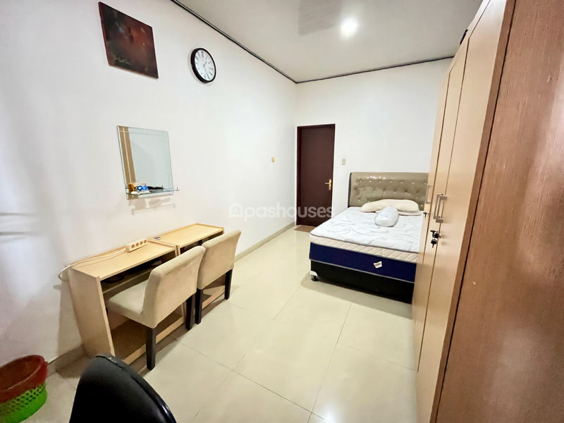 Perumahan Kemang Pratama Blok H11A