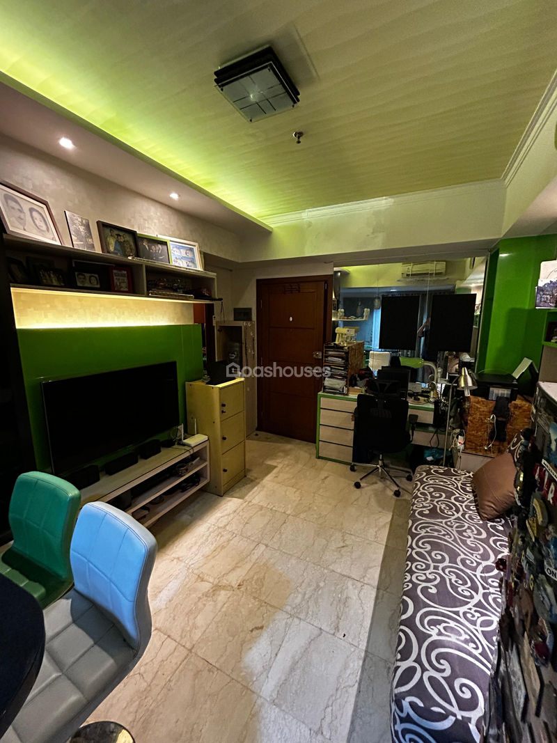 Apartemen Royal Mediterania Garden