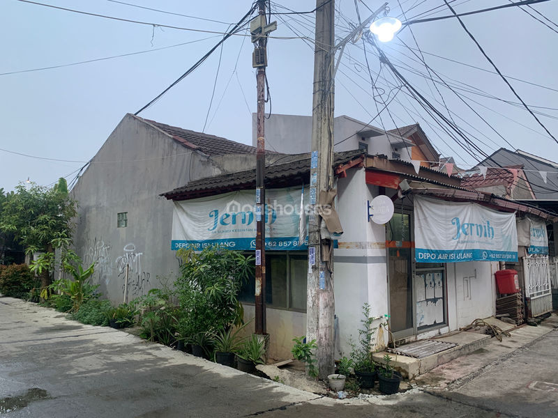 Puri Bintaro Hijau Blok E1 No.16