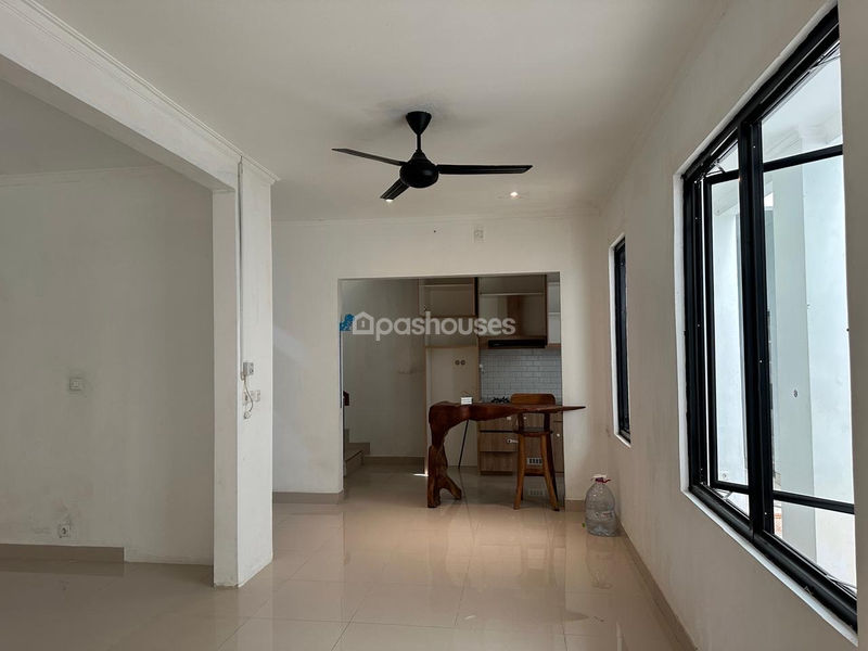 Residence One Ciputat Blok E No.1