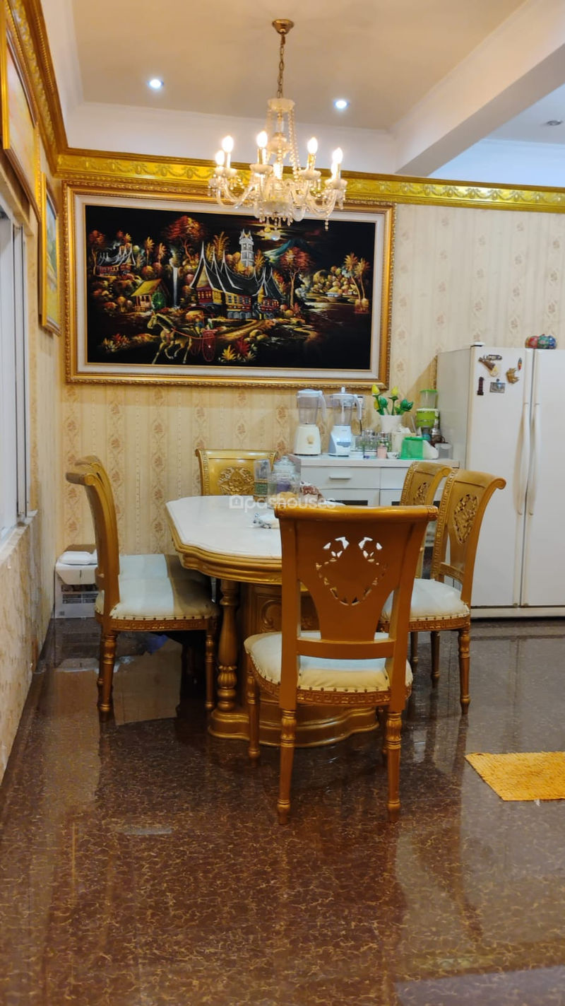 Royal Tajur Residence