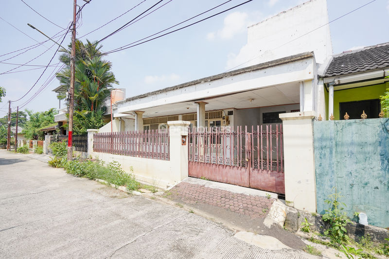 Jalan Kemang Raya Bekasi