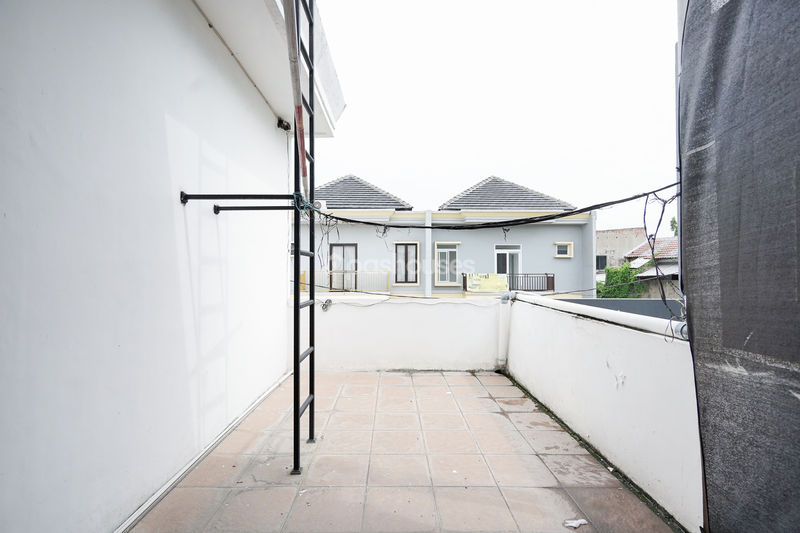 Cluster The Mansion's Bekasi Blok C No.1