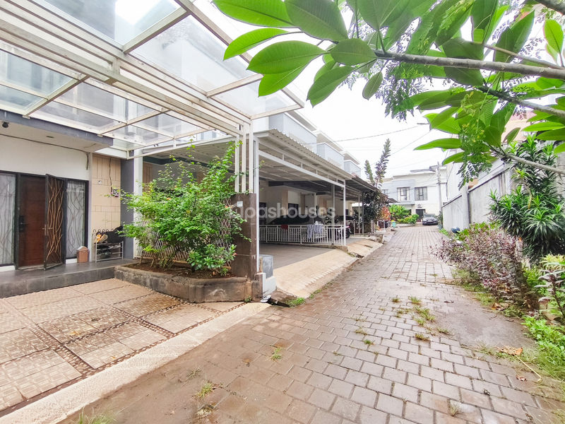 Perumahan Urbana Jatiwaringin Residence Blok B6