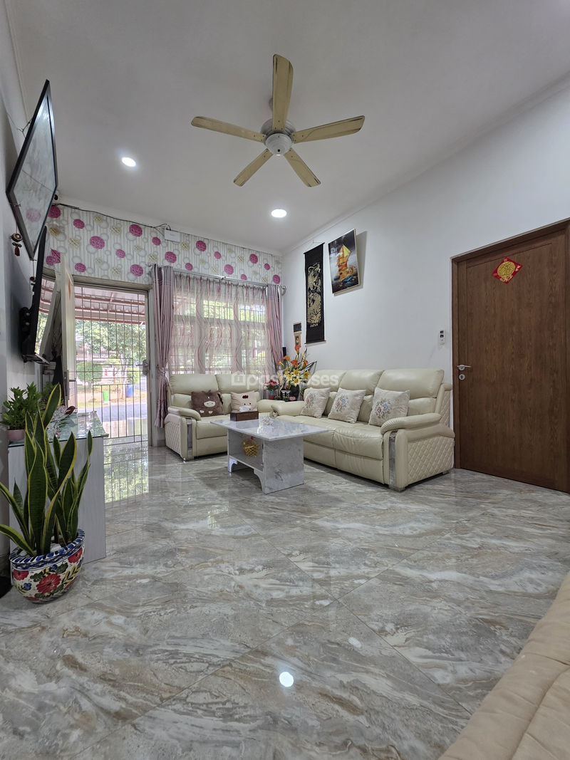 Cibubur Country Cluster Lily Garden No.9
