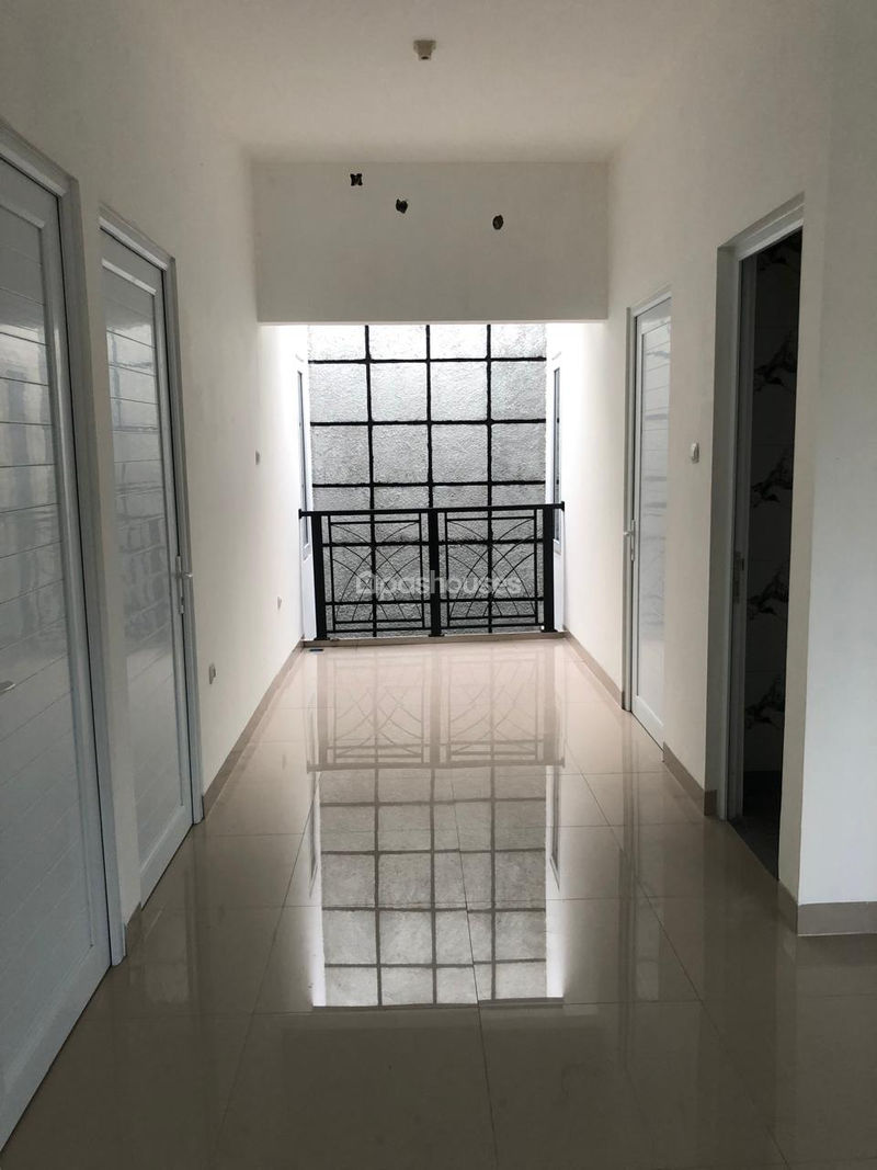 Perumahan Villa Nusa Indah 1 Blok G4 No.9