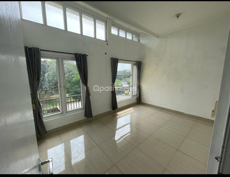 Bukit Golf Riverside Cluster Orchid Blok EE1 No. 2