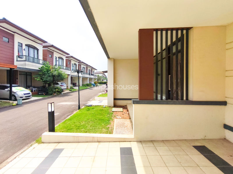 Lavon Swan City Cluster Gracia Blok E No.20