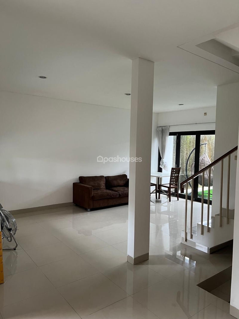 Greenwoods Residence Blok A17