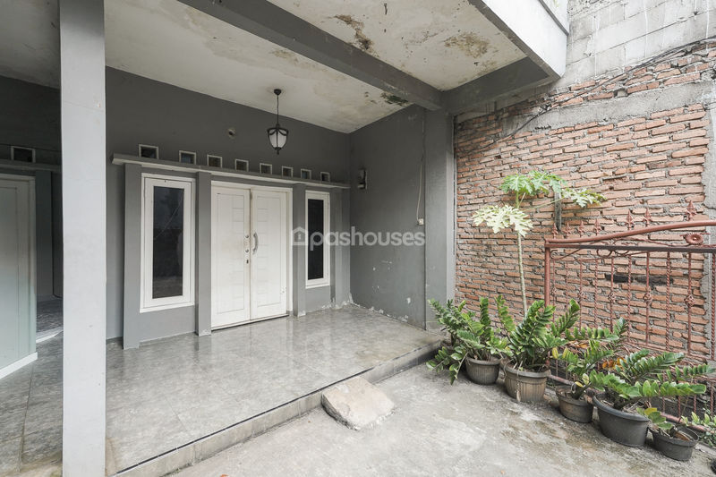 Jalan Padat Karya Gang V No.87