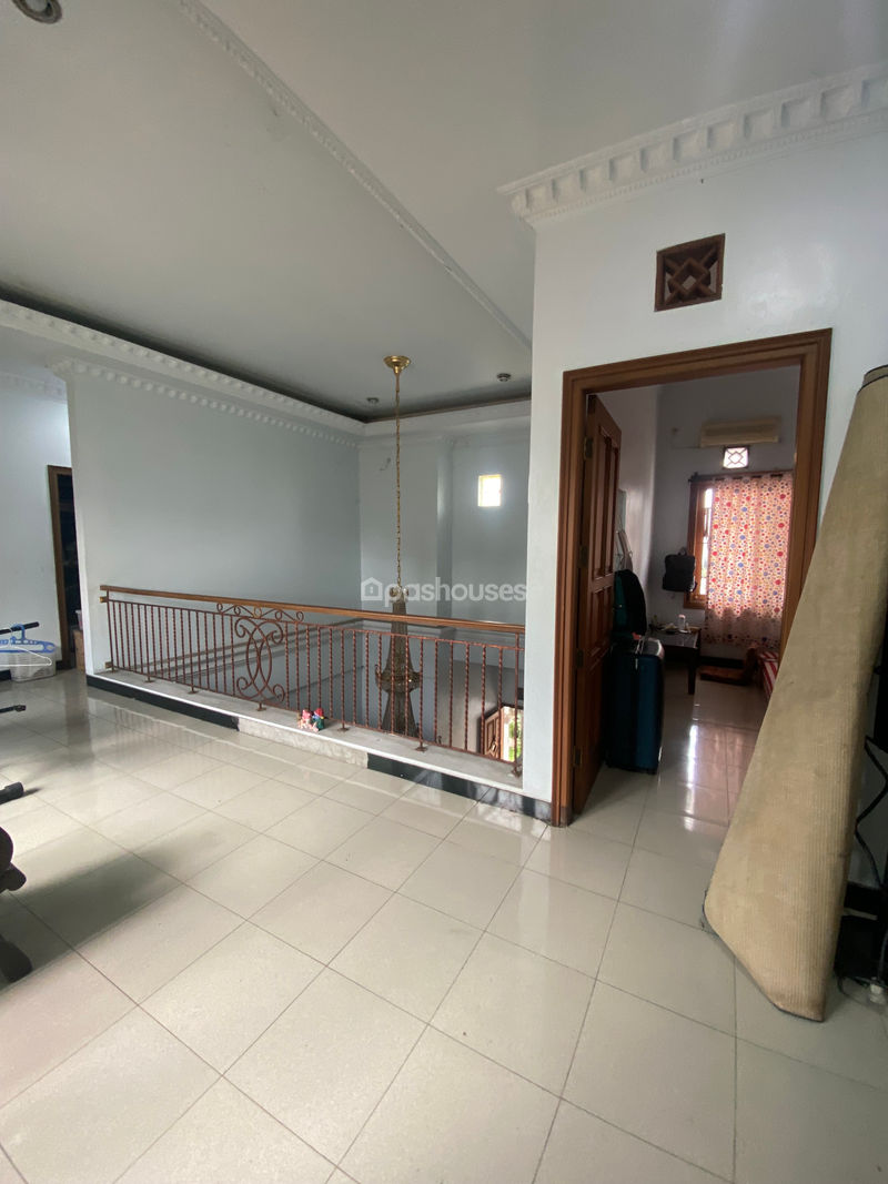 Perumahan Kembang Larangan