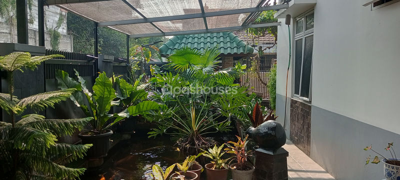 Jalan Bunga Sakura XVI Blok V No.17 