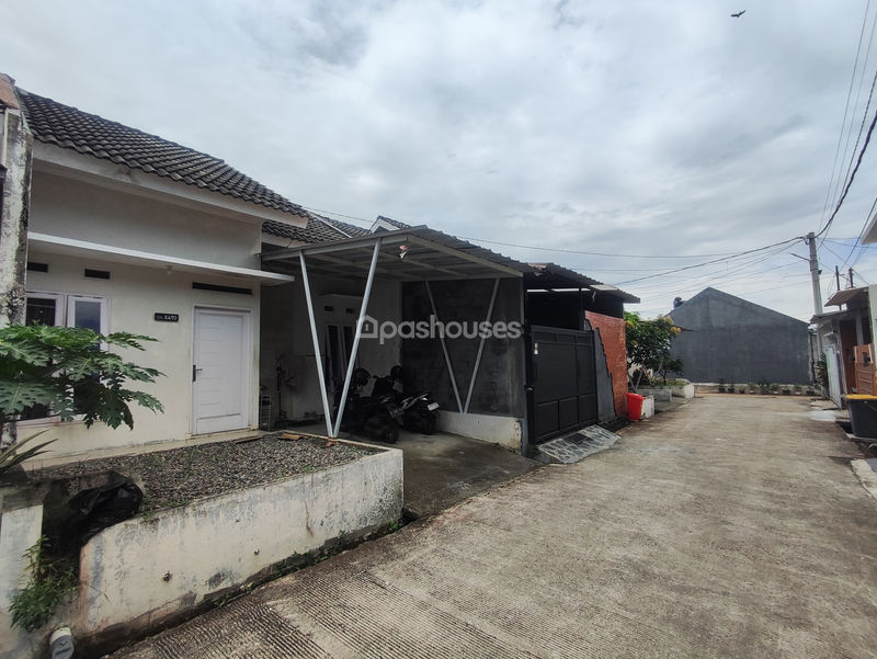 Perumahan Diamond Lake Side Blok K4 No.93