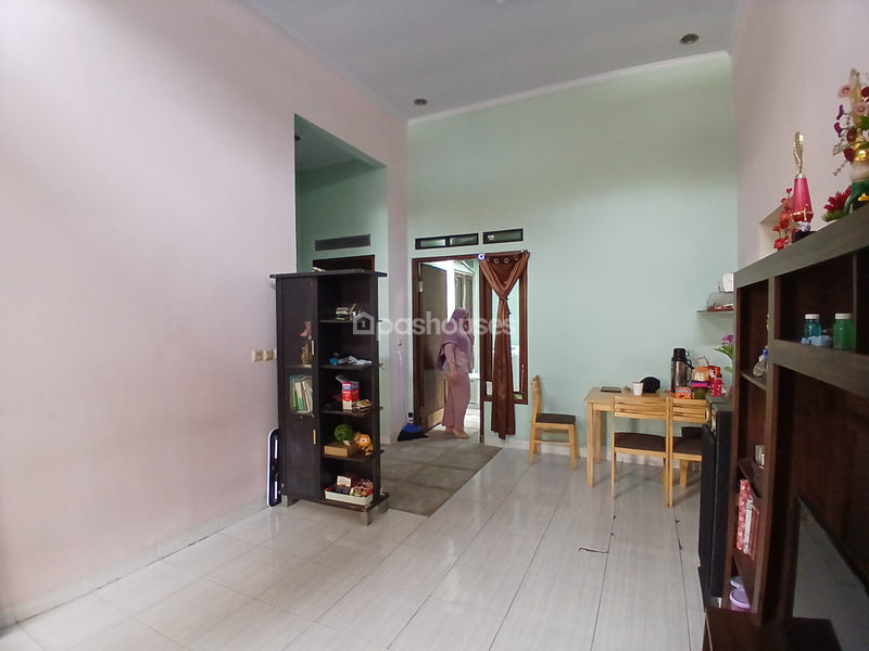 Taman Panorama Depok Blok B No.9