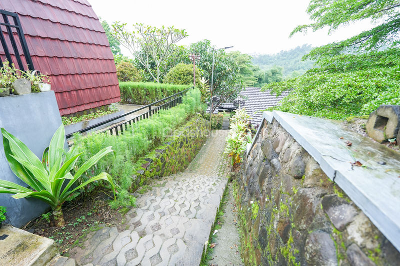 Villa Saung Ibu Bogor