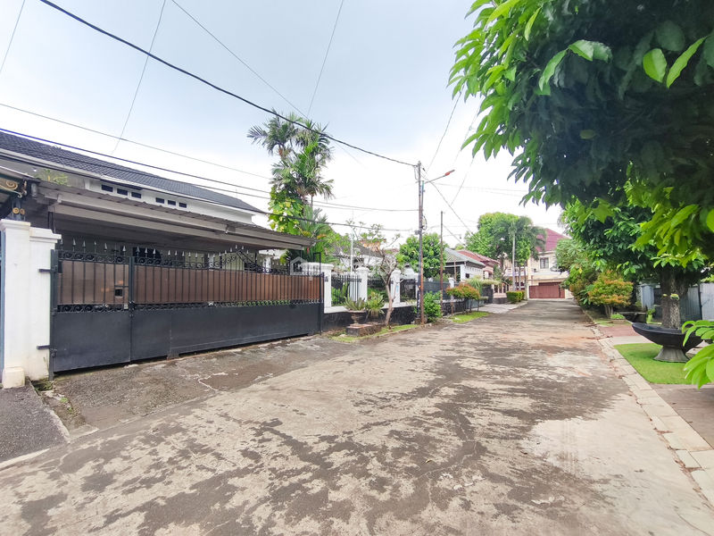 Jalan Bontang, Pondok Gede