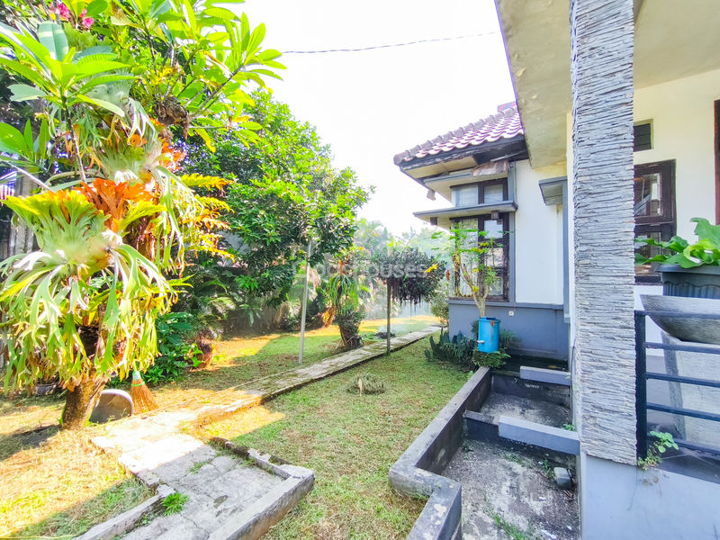 Jalan Majelis Taklim Almansyuriah No.10