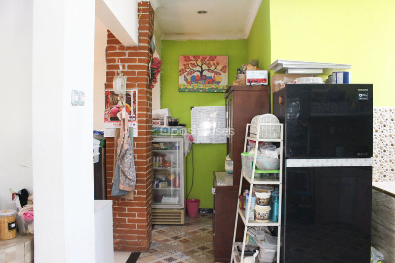 Jalan Tirta Melati Raya