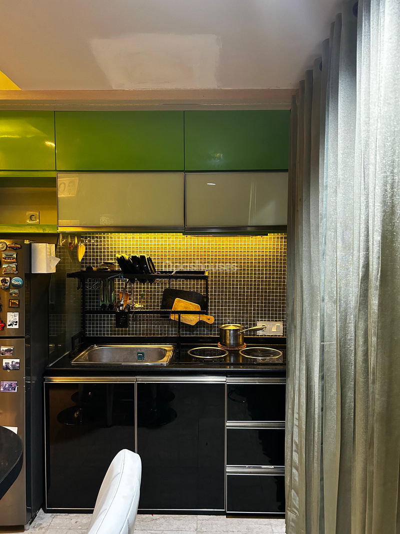 Apartemen Royal Mediterania Garden