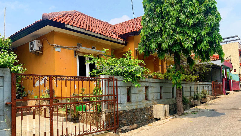 Jl. Merdeka Timur Blok AD