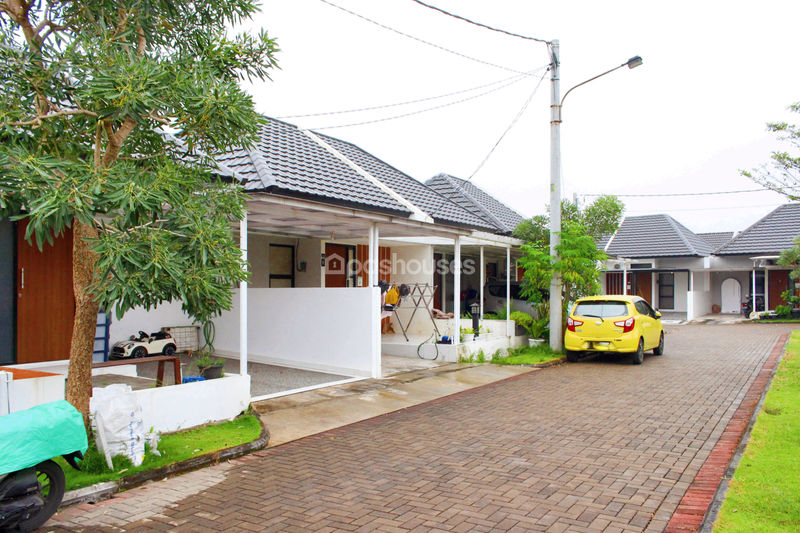 Gardens at Candi Sawangan Cluster Kamila 1
