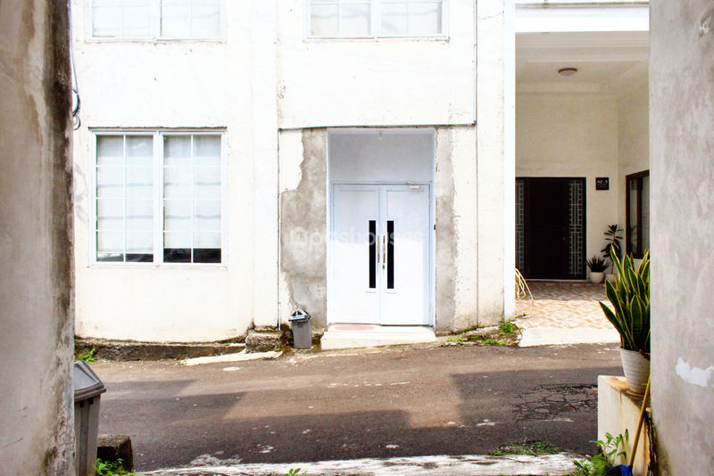 La Mansion Town House