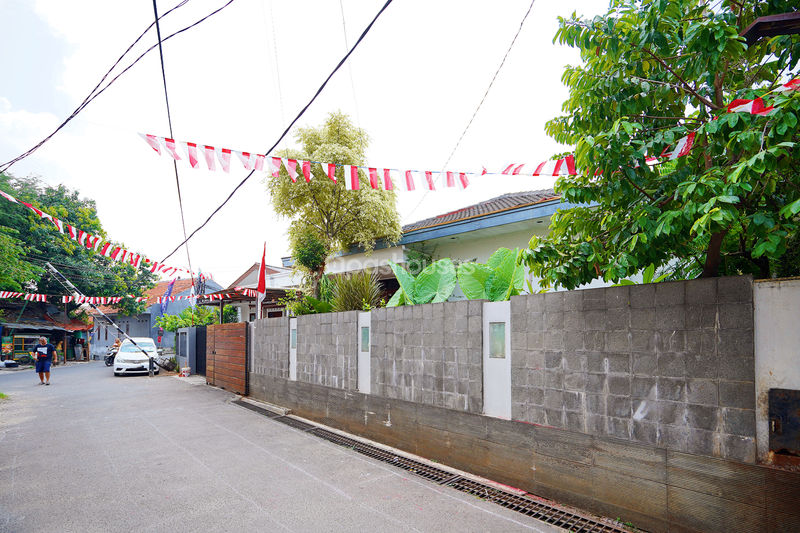 Jl. Jambu