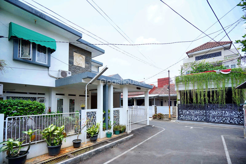 Vila Ciater Puri Gading
