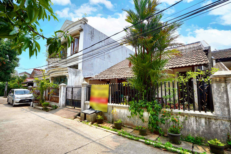 Bukit Pamulang Indah Blok B8 No.5