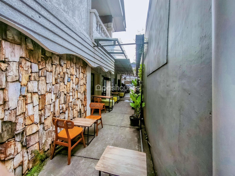 Jalan MT Haryono No.37 Tangerang
