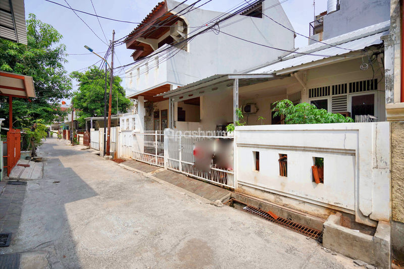 Gading Mas Barat VI