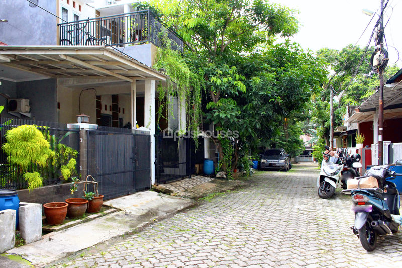 Kemang Swatama Depok Residence