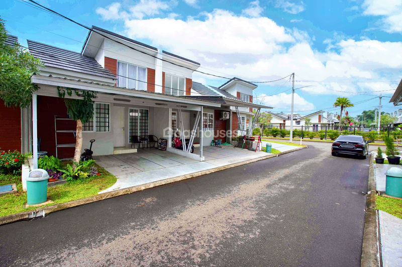 Kana Park Cluster Taka