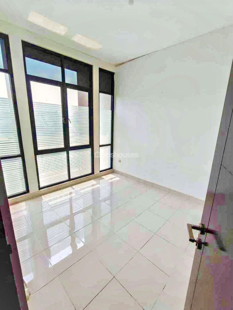 Cendana Residence, Jalan Boulevard Blok C2/18