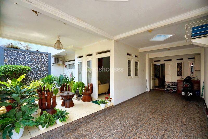 Vila Ciater Puri Gading