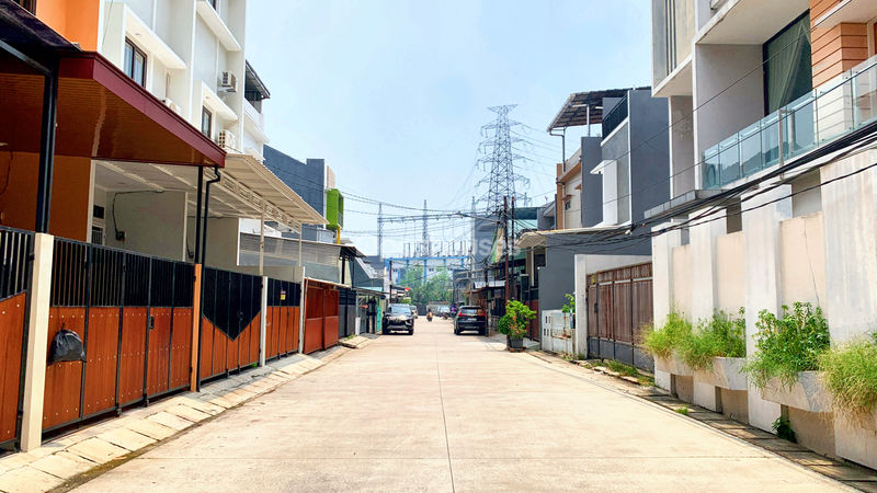 Taman Cosmos K 32