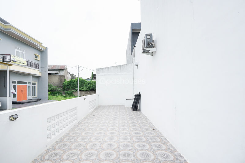 Cluster The Mansion's Bekasi Blok C No.1