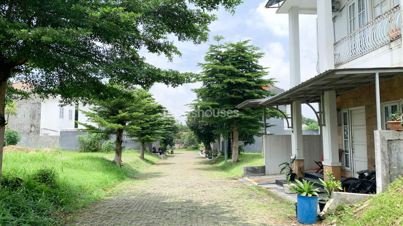 Madani Residence