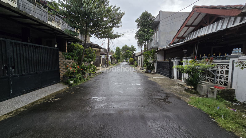 Permata Pamulang Blok E1 No.10