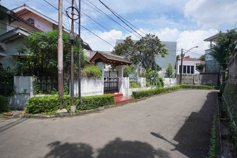 Bintaro Jaya Sektor 3 Blok AP No.18