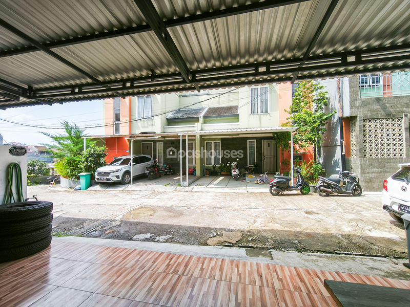 Perumahan Town House Daffylagio Blok C4