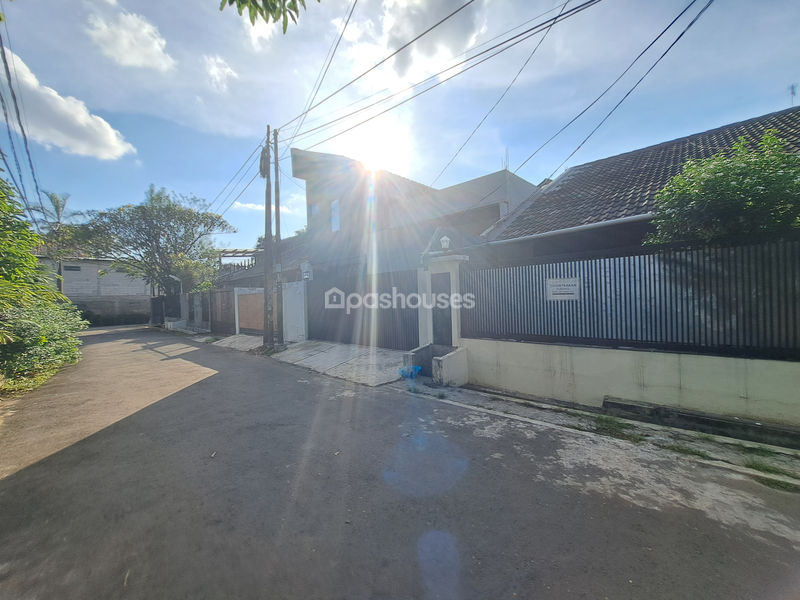 Komplek DPR Tangerang Selatan